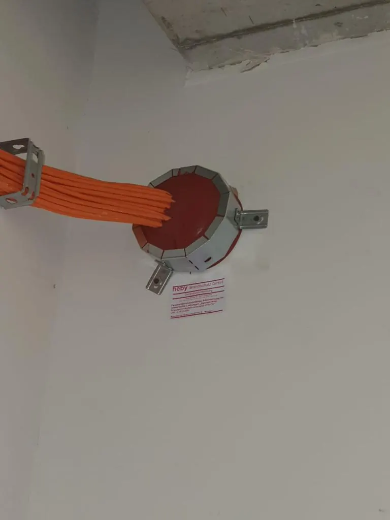Brandschutzarbeiten von heby, Baustellenfoto 40